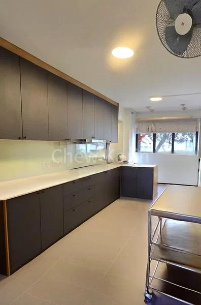 5 Room (5I) HDB for Rent in  142 Bedok Reservoir Road - Image 4