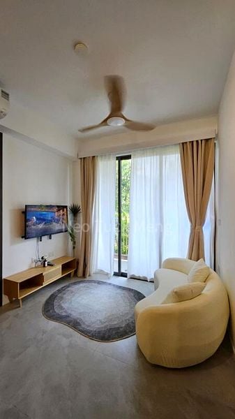 2 Bed Condo for Rent in  The Watergardens At Canberra - Image 4