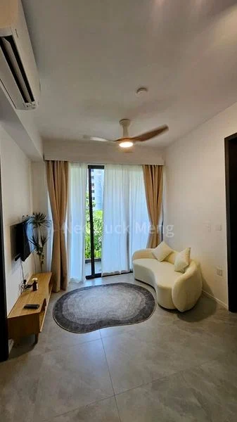 2 Bed Condo for Rent in  The Watergardens At Canberra - Image 3