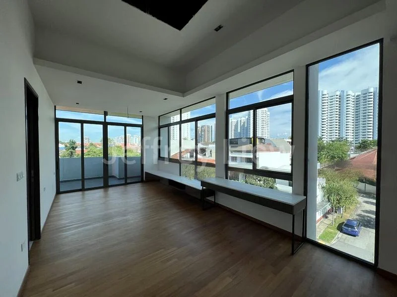 5 Bed Corner Terrace (Landed) for Rent in  East Coast Avenue - Image 7