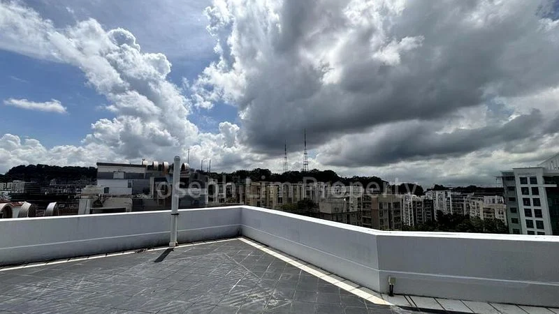 4 Bed Condo for Sale in Montrosa - Image 2