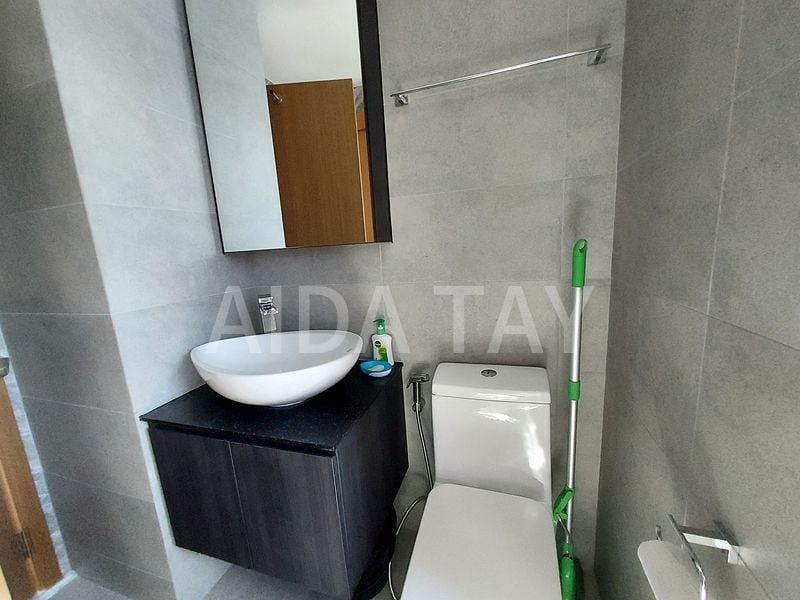 2 Bed Apartment (Condo) for Rent in  Spottiswoode Suites - Image 8