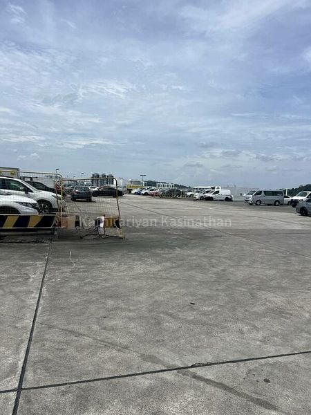 Light Industrial (B1) for Rent: Wcega Plaza - Image 3