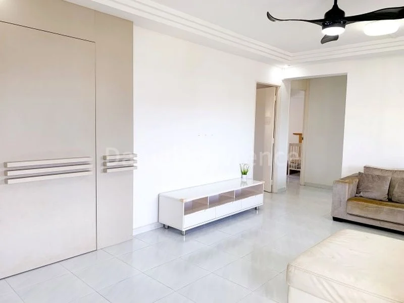4 Room (4A) HDB for Rent in 365 Woodlands Avenue 5 - Image 1