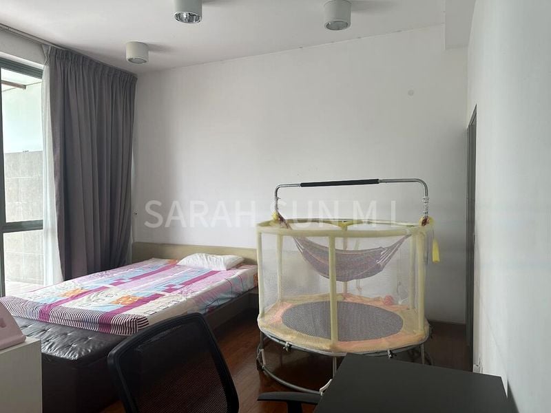Common Room (Landed) for Rent in  Kovan Residences - Image 4