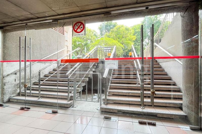 Golden Mile Tower: Retail Shop for Sale - Image 9