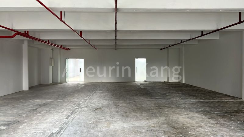 Light Industrial (B1) for Rent in  Thye Hong Centre - Image 1