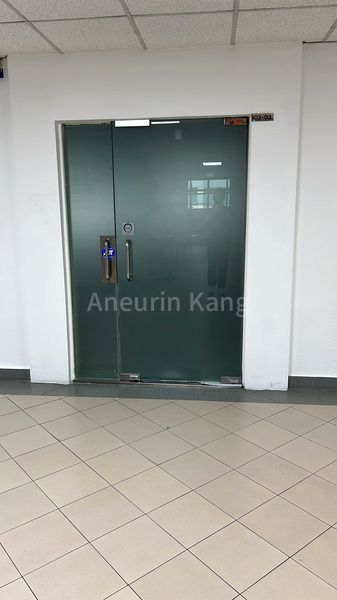 Light Industrial (B1) for Rent in  Thye Hong Centre - Image 2