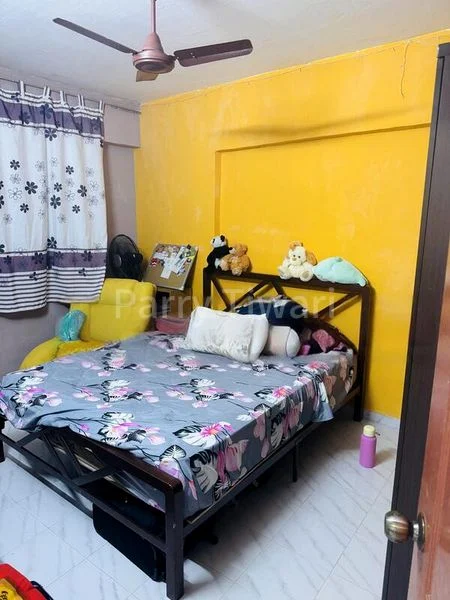 3 Room (3NG) HDB for Sale in  247 Jurong East Street 24 - Image 1
