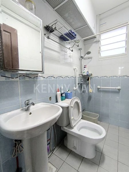 Common Room (HDB) for Rent in  2D Upper Boon Keng Road - Image 7