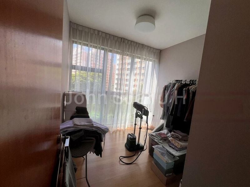 3 Bed Executive Condo for Rent in  Prive - Image 5