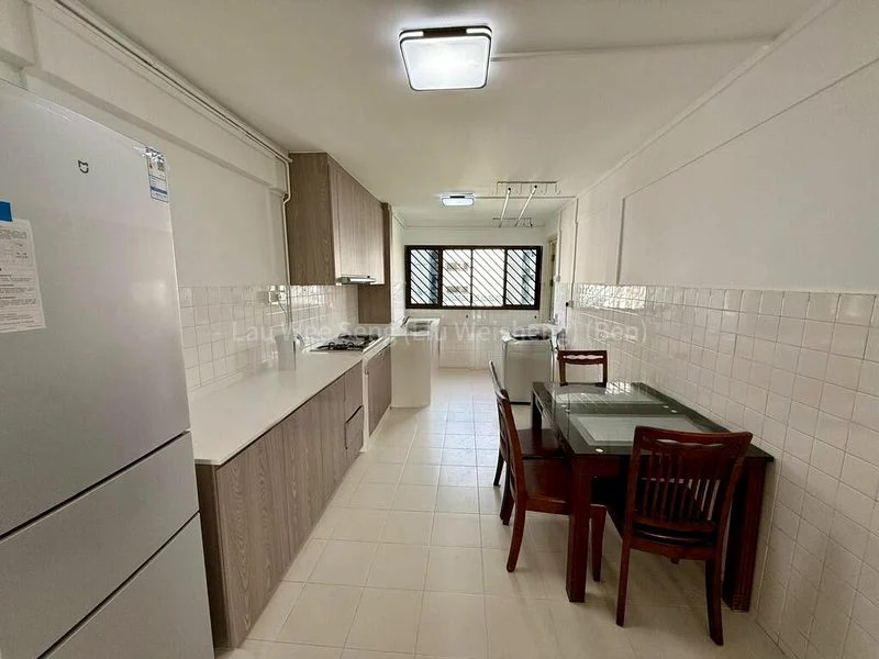 3 Room (3NG) HDB for Rent in 339 Clementi Avenue 5 - Image 3