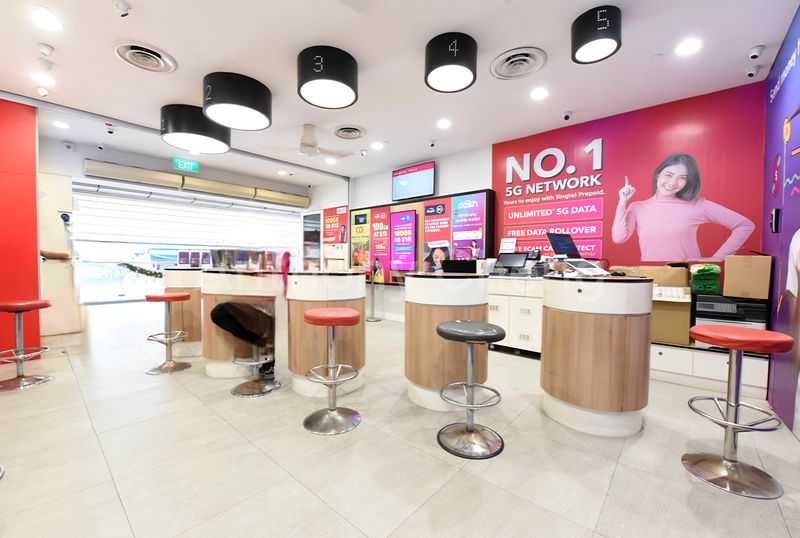 Food & Beverage for Rent in  Lucky Plaza - Image 2