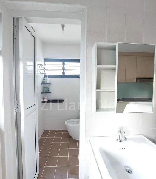 Common Room (HDB) for Rent in  166 Woodlands Street 13 - Image 6