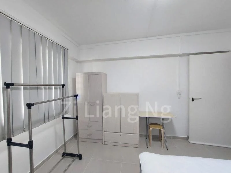 Common Room (HDB) for Rent in  166 Woodlands Street 13 - Image 4