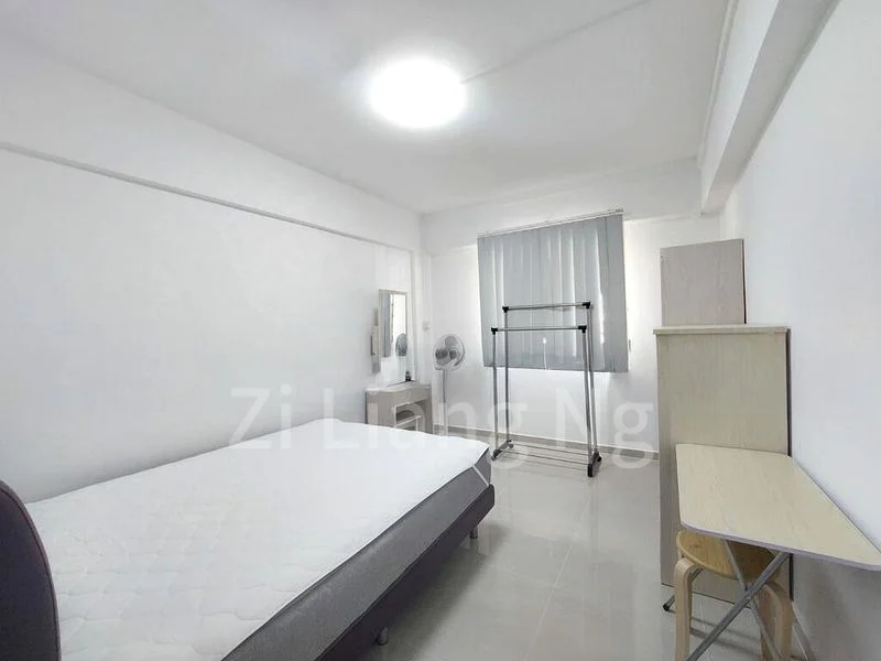 Common Room (HDB) for Rent in  166 Woodlands Street 13 - Image 2