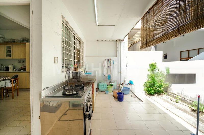 4 Bed Semi-Detached House (Landed) for Sale in Eastlink - Image 10