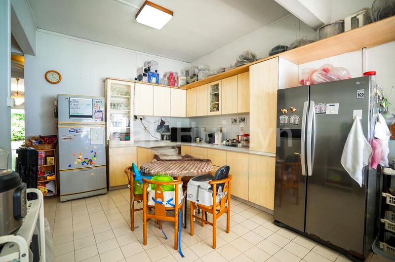 4 Bed Semi-Detached House (Landed) for Sale in Eastlink - Image 11