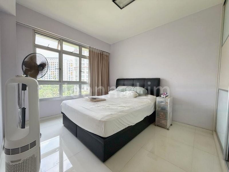4 Room (4A) HDB for Sale in  211D Compassvale Lane - Image 2