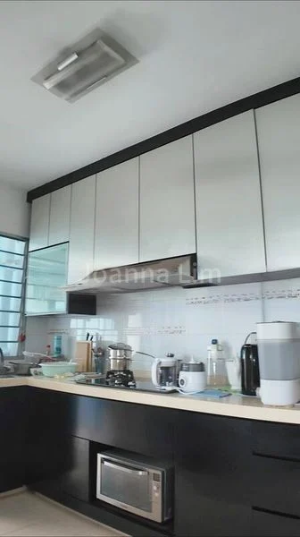 4 Room (4A) HDB for Sale in  211D Compassvale Lane - Image 4