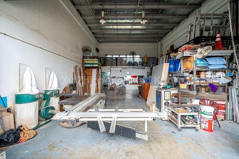 Factory / Workshop (B2) for Sale: "Pioneer Point - Image 1