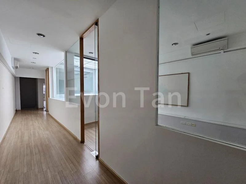 Shop / Shophouse for Rent:  Partitioned Shophouse | Flexible Use, 3 Rooms - Image 5