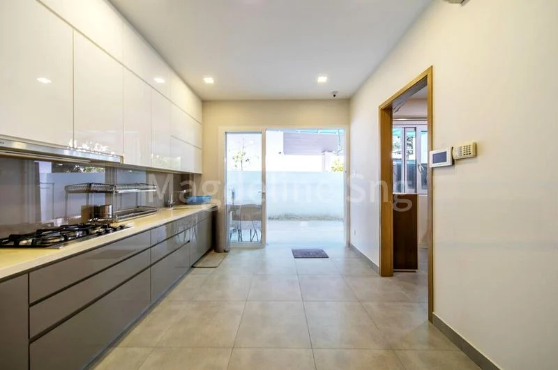 7 Bed Terraced House (Landed) for Sale in  Lorong 16 Geylang - Image 17