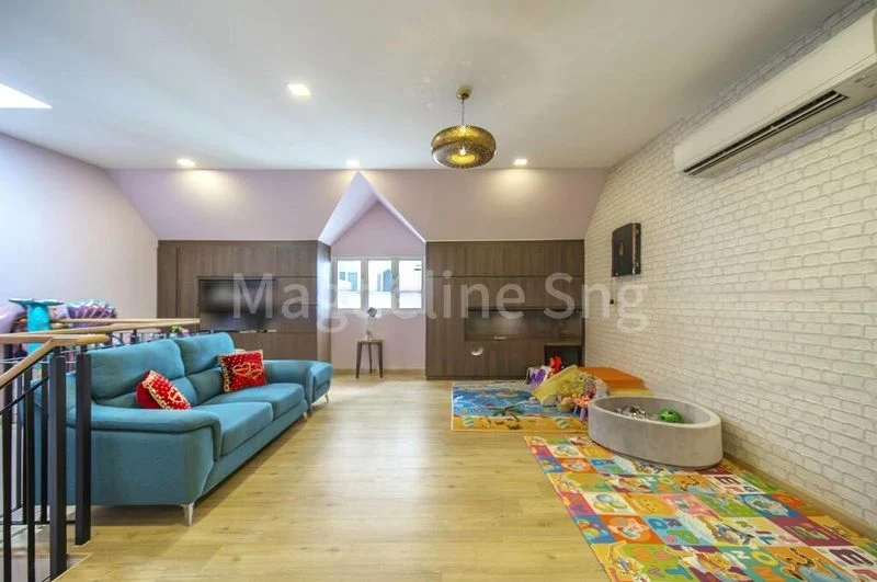 7 Bed Terraced House (Landed) for Sale in  Lorong 16 Geylang - Image 2