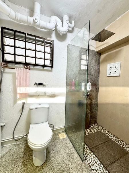 5 Room (5A) HDB for Sale in  353 Tampines Street 33 - Image 3