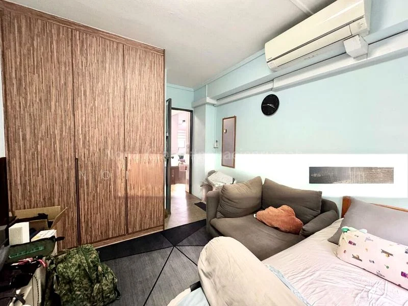 5 Room (5A) HDB for Sale in  353 Tampines Street 33 - Image 5