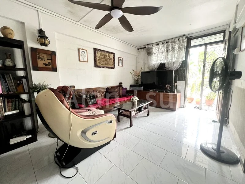 3 Room (3I) HDB for Rent in  2 Jalan Batu - Image 2