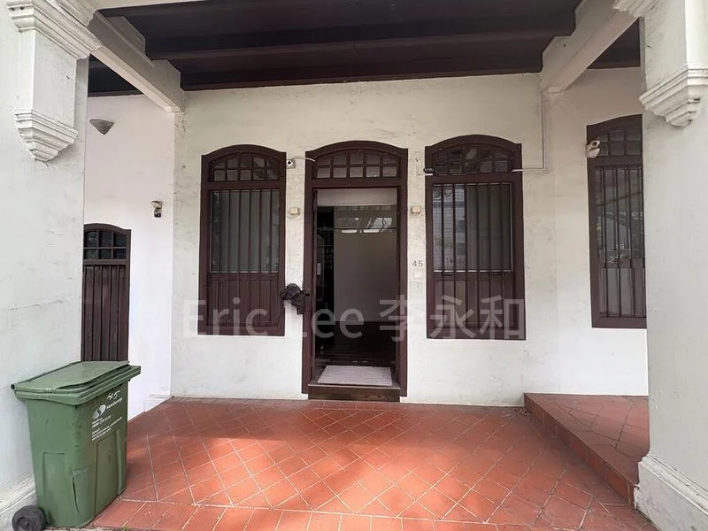 Food & Beverage for Rent: 45 Cantonment Road - Image 3