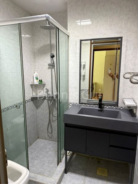 Common Room (Landed) for Rent in Lakeside Grove - Image 5