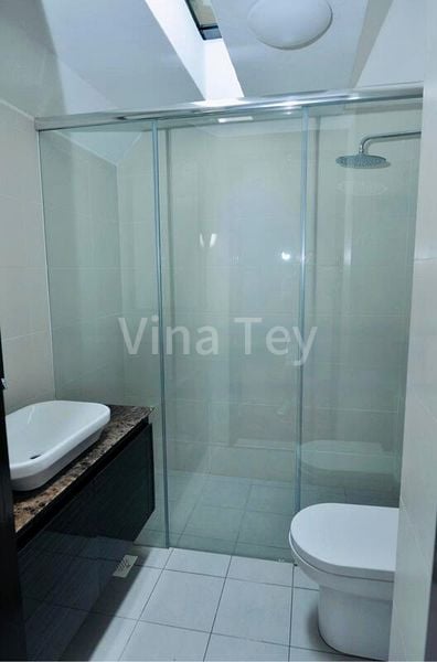 4 Bed Terraced House (Landed) for Rent in  Hoover Park - Image 8