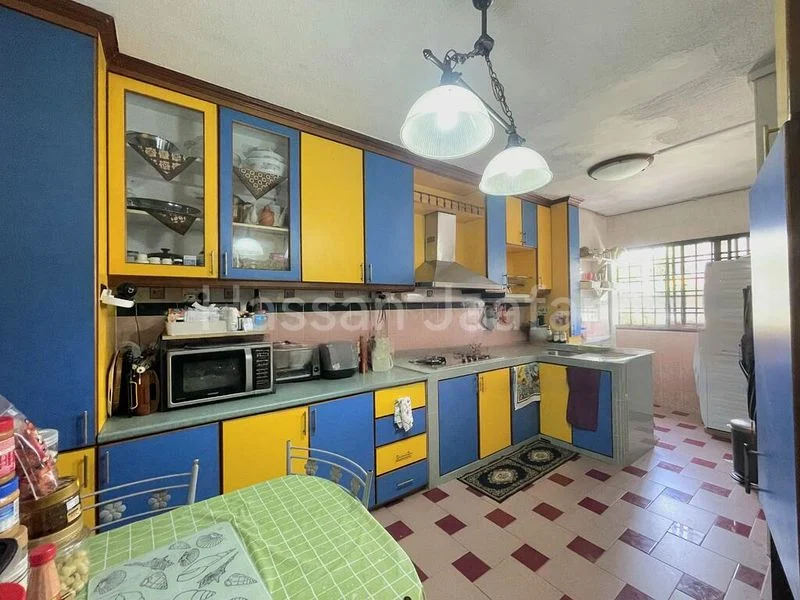 5 Room (5A) HDB for Sale in  926 Tampines Street 91 - Image 2