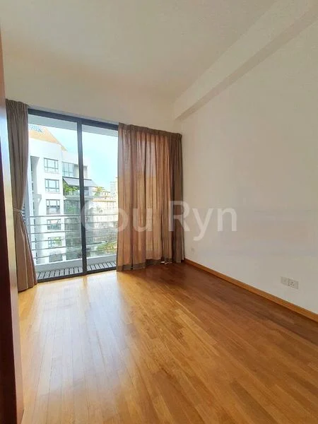 2 Bed Apartment (Condo) for Sale in  The Pier At Robertson - Image 5