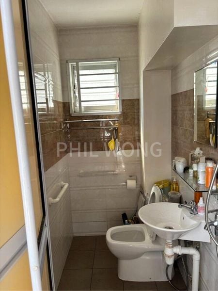 4 Room (4S) HDB for Sale in  133 Simei Street 1 - Image 8