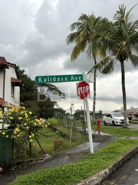 Shop / Shophouse for Rent: Teacher's Housing Estate - Image 2