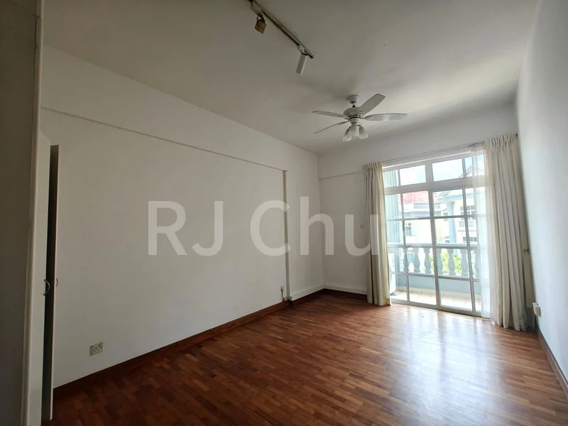 3 Bed Condo for Rent in  La Suisse I - Image 9