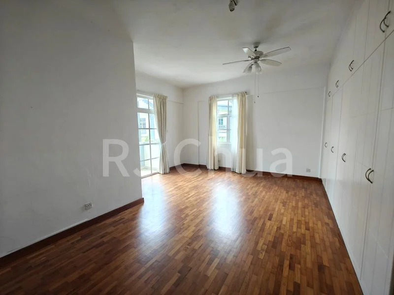 3 Bed Condo for Rent in  La Suisse I - Image 4