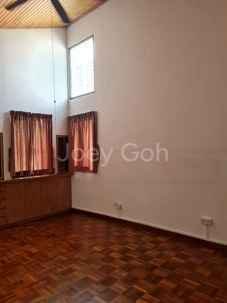 3 Bed Condo for Rent in  Rich East Garden - Image 8