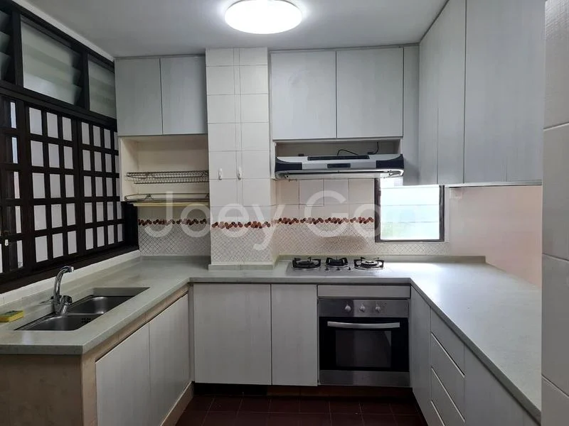 3 Bed Condo for Rent in  Rich East Garden - Image 12