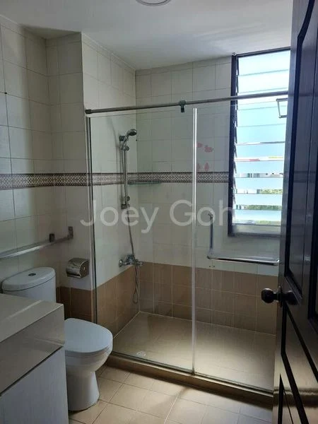 3 Bed Condo for Rent in  Rich East Garden - Image 6