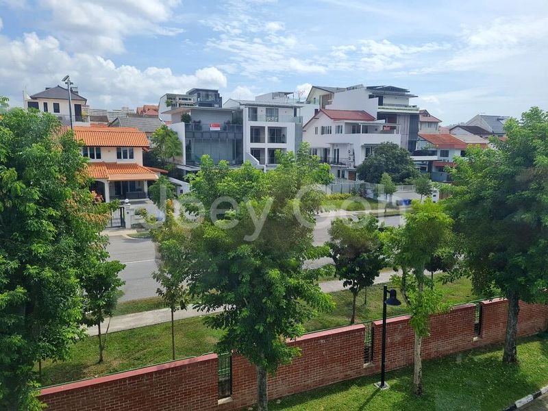 3 Bed Condo for Rent in  Rich East Garden - Image 1