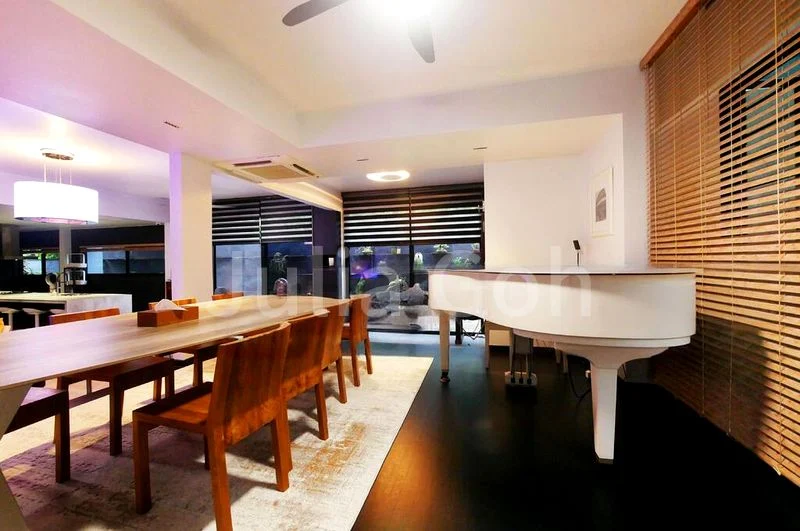 5 Bed Semi-Detached House (Landed) for Sale in  Huit - Image 7