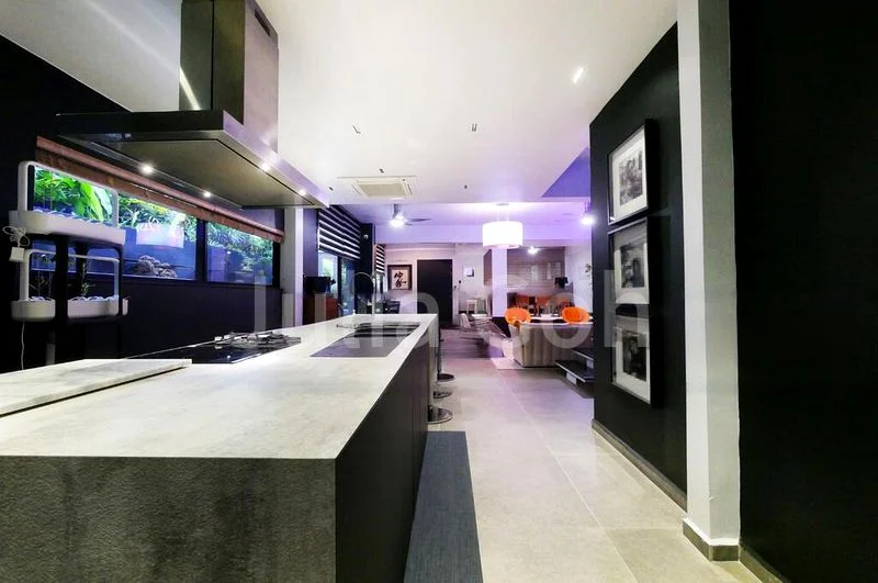 5 Bed Semi-Detached House (Landed) for Sale in  Huit - Image 8