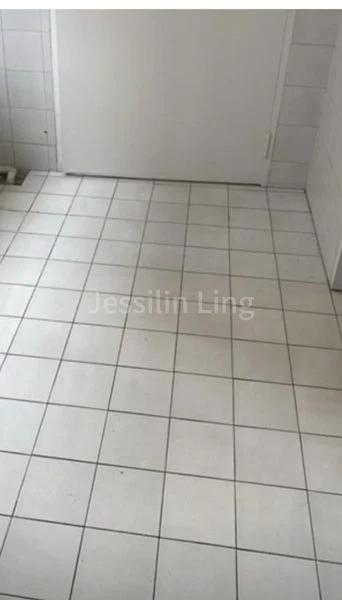 3 Bed Apartment (Condo) for Rent in  Parkway View - Image 4