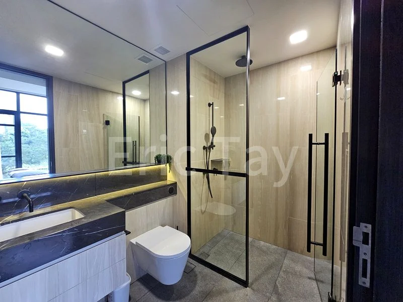 2 Bed Condo for Sale in  The Hyde - Image 7