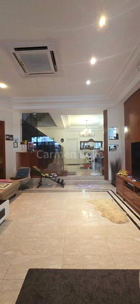 7 Bed Semi-Detached House (Landed) for Sale in  Kew Crescent - Image 2