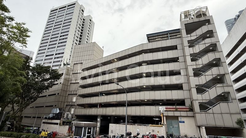 Mall Shop for Rent in Lucky Plaza - Image 2